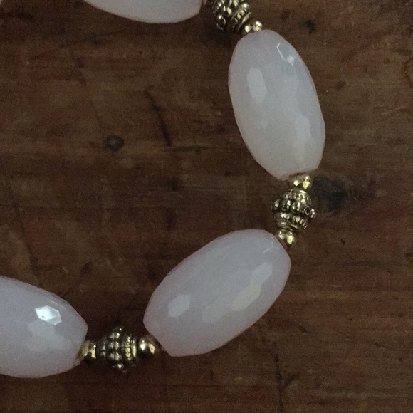 🌻🌻🌻 BOG2 Pink Stretch Bead Bracelet - Picture 2 of 2